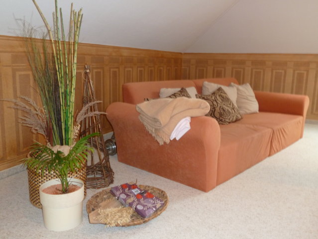 Schliessen von tapezierarbeiten (8).jpg